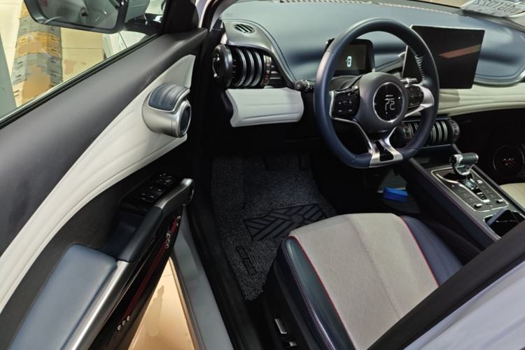 Used BYD Yuan PLUS 2022 430 km Luxury Version Driver Seat