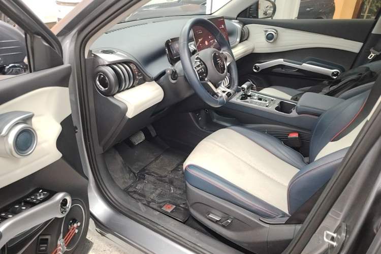 Used BYD Yuan PLUS 2022 510KM Flagship PLUS Driver Seat