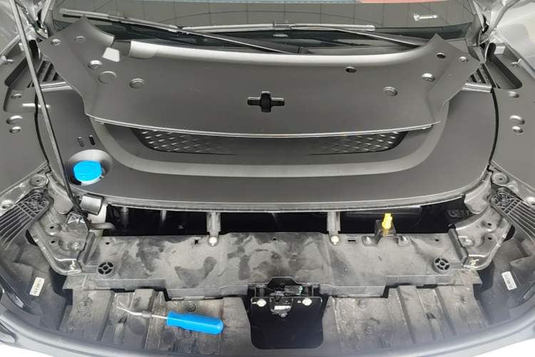 Used BYD Yuan PLUS 2022 510 km Flagship Version Engine Bay