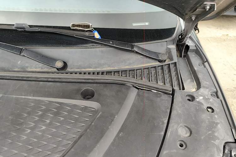 Used BYD Yuan PLUS 2022 510 km Flagship Version Engine Bay Left