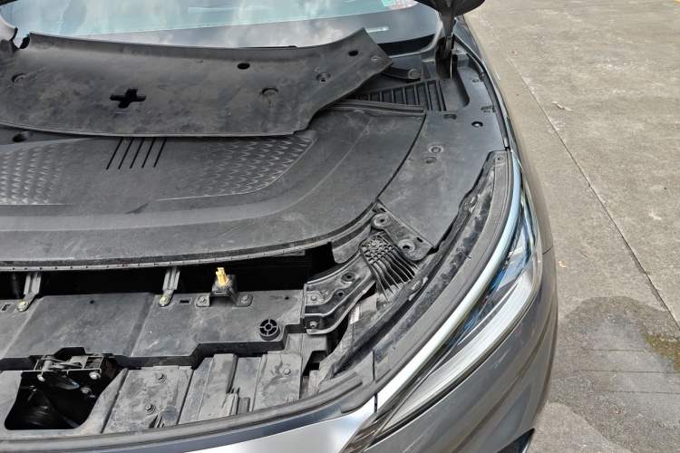 Used BYD Yuan PLUS 2022 510 km Flagship Version Engine Bay Left