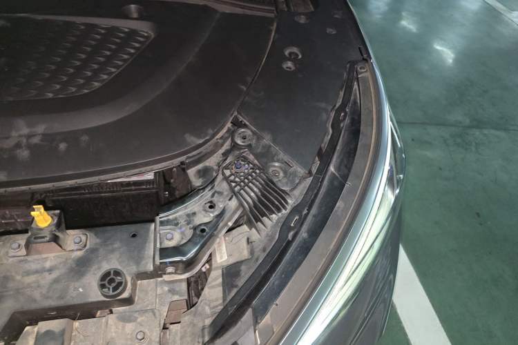 Used BYD Yuan PLUS 2022 510 km Flagship Version Engine Bay Left