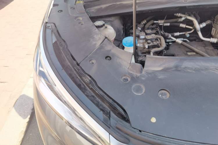 Used BYD Yuan PLUS 2022 430 km Luxury Version Engine Bay Right