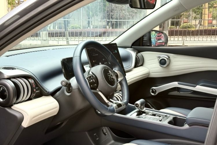 Used BYD Yuan PLUS 2022 510KM Flagship PLUS Exterior 1