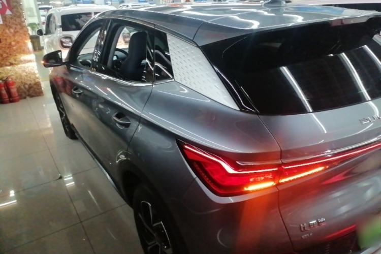 Used BYD Yuan PLUS 2022 430 km Luxury Version Exterior 2