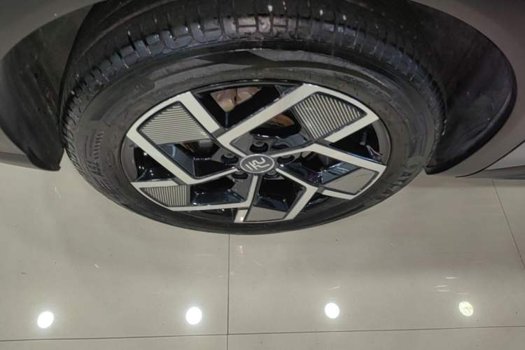 Used BYD Yuan PLUS 2022 510 km Flagship Version Exterior 2