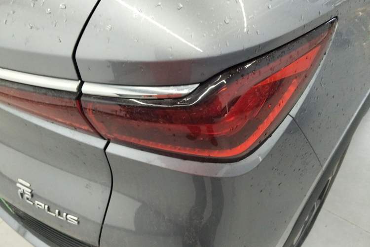 Used BYD Yuan PLUS 2022 510 km Flagship Version Exterior 3
