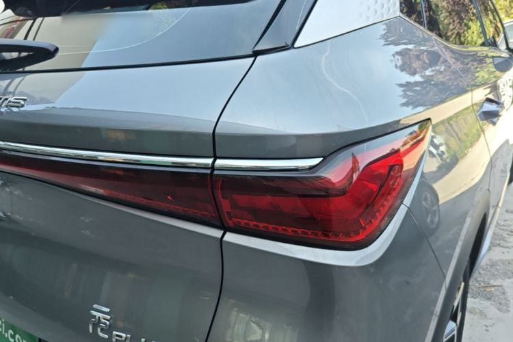 Used BYD Yuan PLUS 2022 510 km Flagship Version Exterior 3