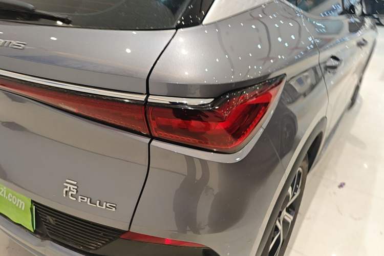 Used BYD Yuan PLUS 2022 430 km Luxury Version Exterior 3