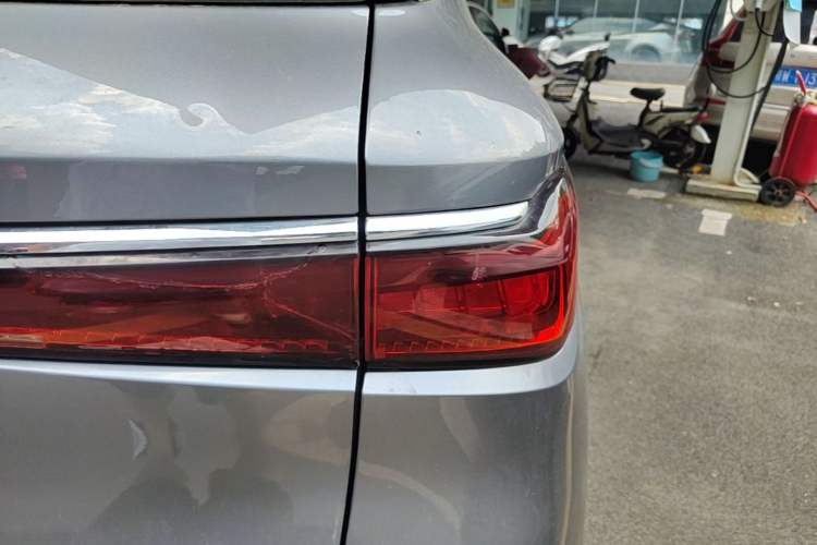 Used BYD Yuan PLUS 2022 510 km Flagship Version Exterior 3
