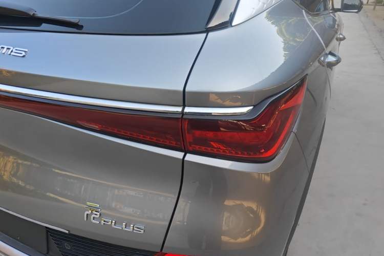 Used BYD Yuan PLUS 2022 510KM Flagship PLUS Exterior 3