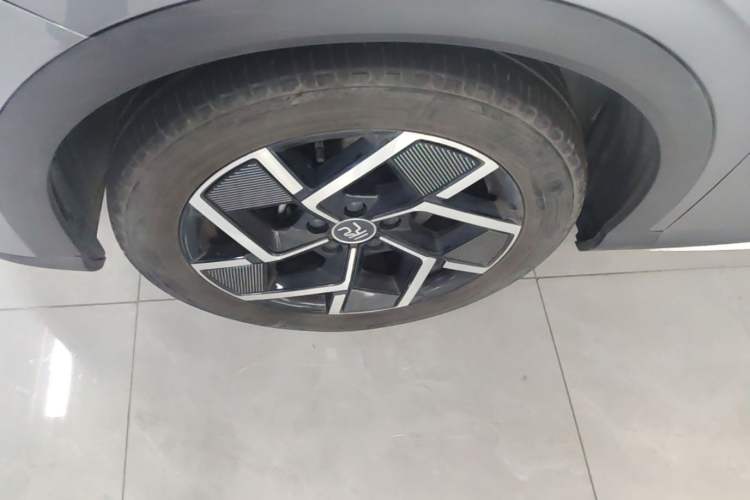 Used BYD Yuan PLUS 2022 510 km Flagship Version Exterior 4
