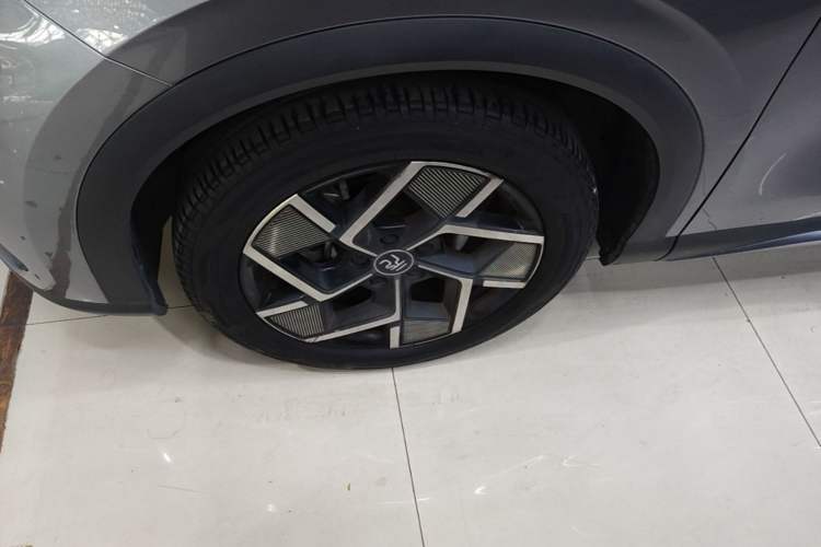 Used BYD Yuan PLUS 2022 510 km Flagship Version Exterior 4
