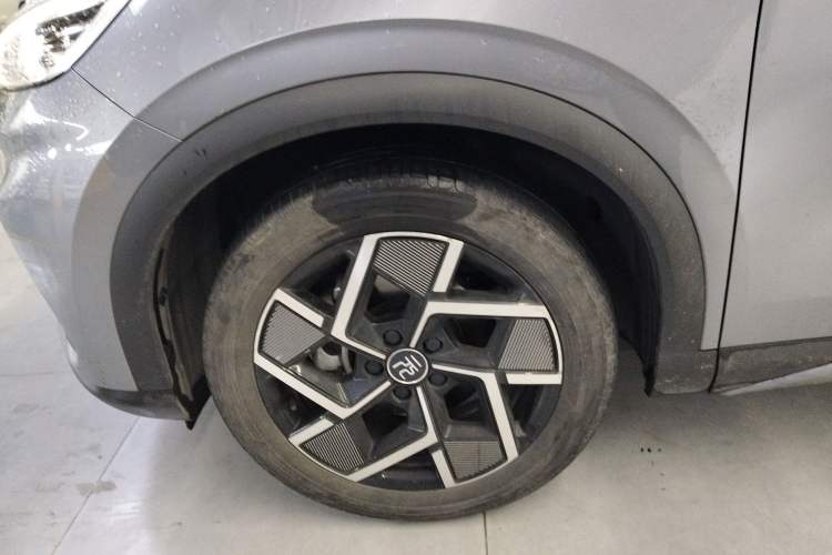Used BYD Yuan PLUS 2022 510 km Flagship Version Exterior 4
