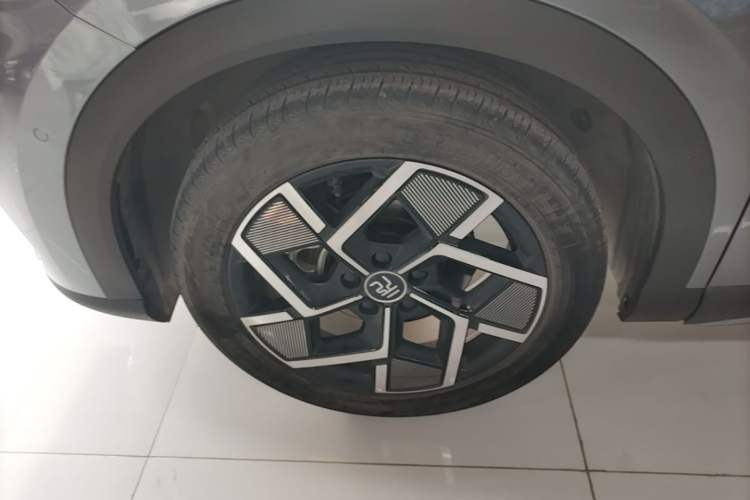 Used BYD Yuan PLUS 2022 510 km Flagship Version Exterior 4