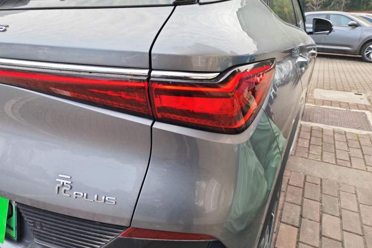 Used BYD Yuan PLUS 2022 510 km Flagship Version Exterior 6