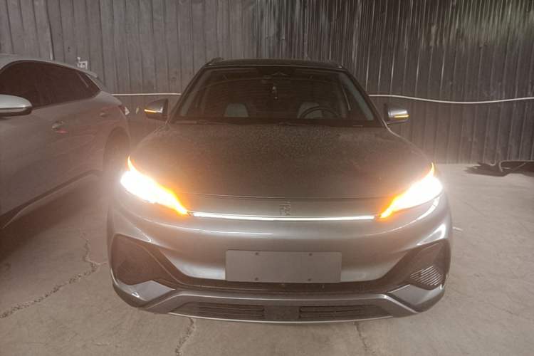 Used BYD Yuan PLUS 2022 430 km Luxury Version Front