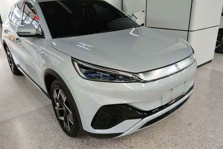 Used BYD Yuan PLUS 2022 510 km Flagship Version Front Right 45 Deg