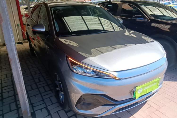 Used BYD Yuan PLUS 2022 430 km Luxury Version Front Right 45 Deg