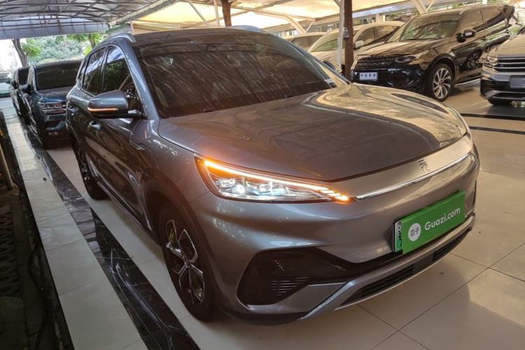 Used BYD Yuan PLUS 2022 430 km Luxury Version Front Right 45 Deg