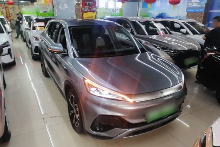 Used BYD Yuan PLUS 2022 430 km Luxury Version Front Right 45 Deg