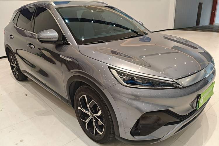 Used BYD Yuan PLUS 2022 430 km Luxury Version Front Right 45 Deg