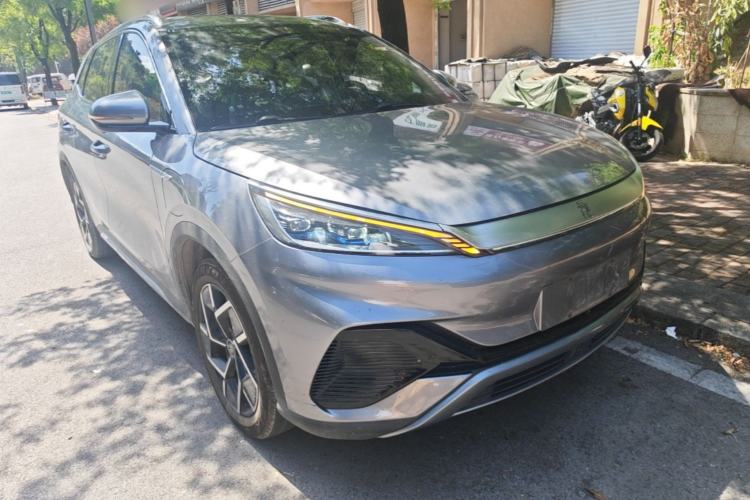 Used BYD Yuan PLUS 2022 510 km Flagship Version Front Right 45 Deg