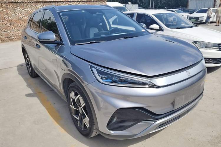Used BYD Yuan PLUS 2022 510 km Flagship Version Front Right 45 Deg