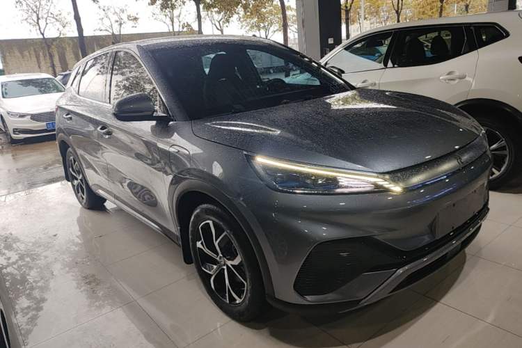 Used BYD Yuan PLUS 2022 510 km Luxury Version Front Right 45 Deg