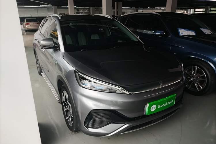 Used BYD Yuan PLUS 2022 510 km Flagship Version Front Right 45 Deg