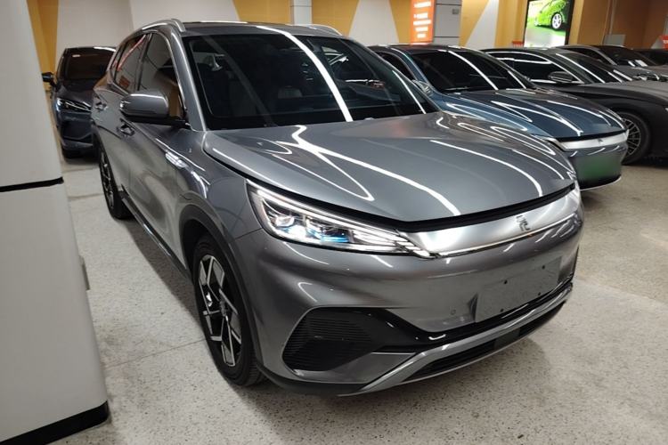 Used BYD Yuan PLUS 2022 510KM Flagship PLUS Front Right 45 Deg
