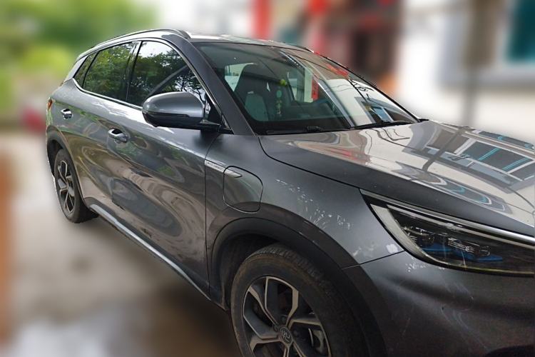 Used BYD Yuan PLUS 2022 430 km Luxury Version Front Right 45 Deg
