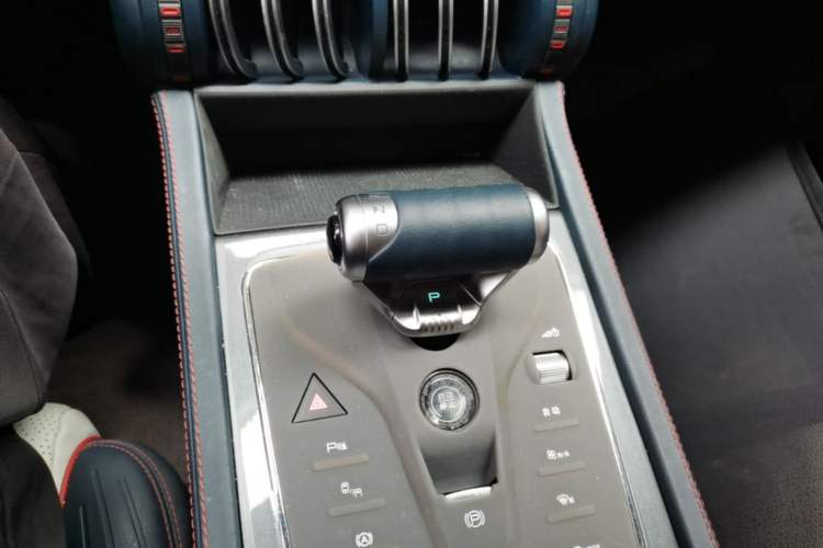 Used BYD Yuan PLUS 2022 510KM Flagship PLUS Gear Lever