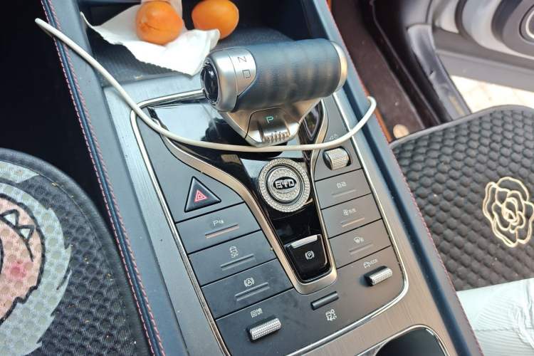 Used BYD Yuan PLUS 2022 510 km Luxury Version Gear Lever