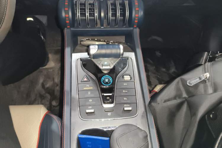 Used BYD Yuan PLUS 2022 430 km Luxury Version Gear Lever