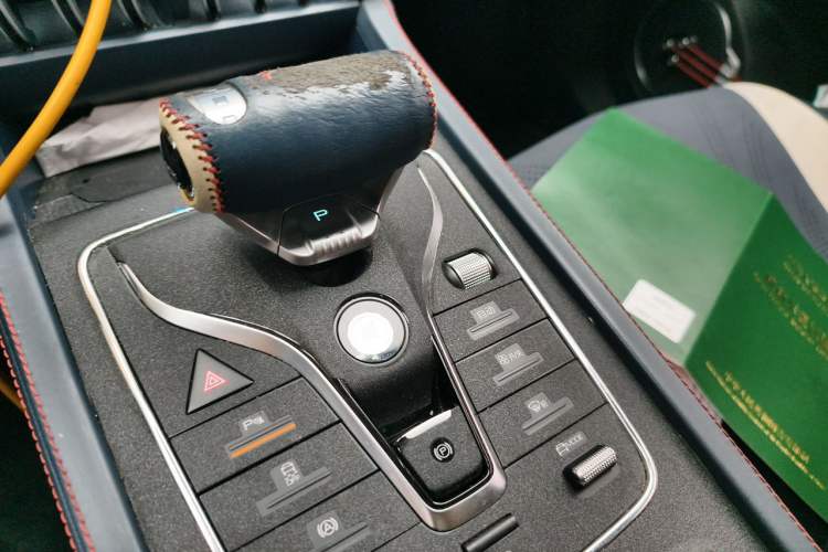 Used BYD Yuan PLUS 2022 430 km Luxury Version Gear Lever