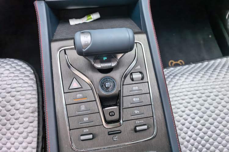 Used BYD Yuan PLUS 2022 430 km Luxury Version Gear Lever