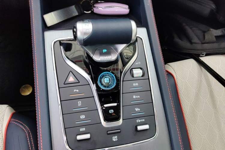 Used BYD Yuan PLUS 2022 430 km Luxury Version Gear Lever