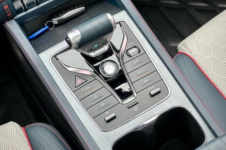 Used BYD Yuan PLUS 2022 430 km Luxury Version Gear Lever
