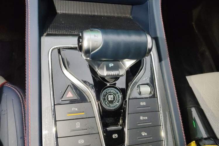 Used BYD Yuan PLUS 2022 430 km Luxury Version Gear Lever