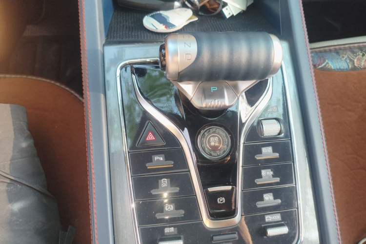 Used BYD Yuan PLUS 2022 430 km Luxury Version Gear Lever