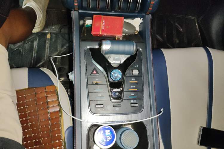 Used BYD Yuan PLUS 2022 430 km Luxury Version Gear Lever