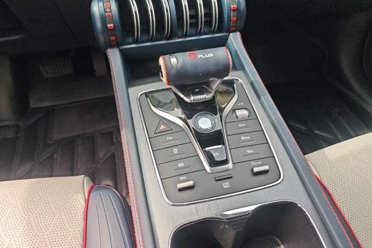 Used BYD Yuan PLUS 2022 430 km Luxury Version Gear Lever