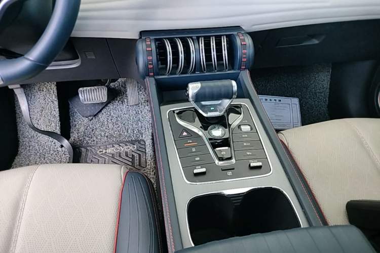 Used BYD Yuan PLUS 2022 430 km Luxury Version Gear Lever