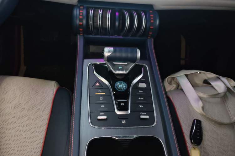 Used BYD Yuan PLUS 2022 430 km Luxury Version Gear Lever