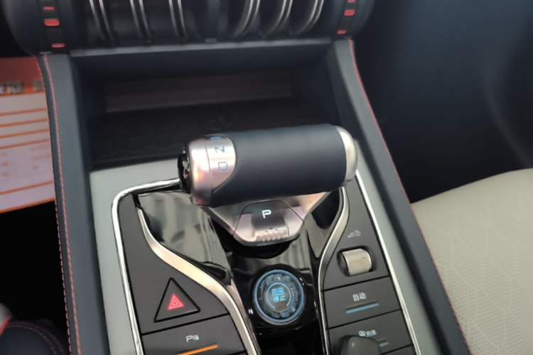Used BYD Yuan PLUS 2022 510 km Luxury Version Gear Lever