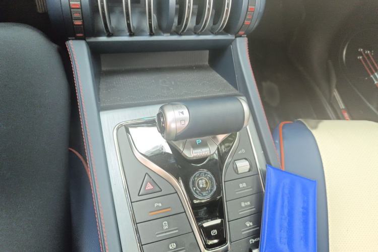 Used BYD Yuan PLUS 2022 430 km Luxury Version Gear Lever