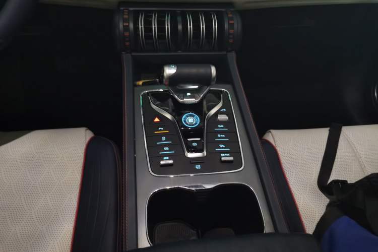 Used BYD Yuan PLUS 2022 430 km Luxury Version Gear Lever