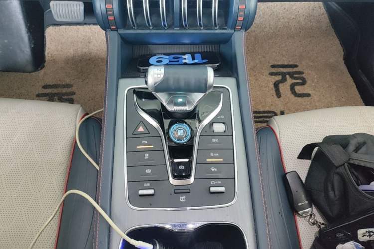 Used BYD Yuan PLUS 2022 430 km Luxury Version Gear Lever
