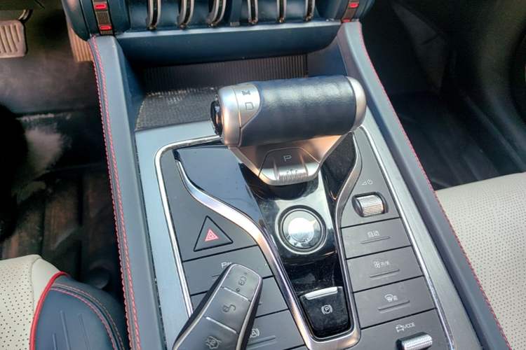 Used BYD Yuan PLUS 2022 430 km Luxury Version Gear Lever